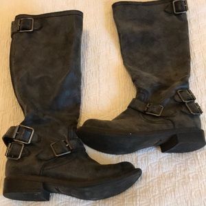 Nine West 6 1/2 grey biker boots